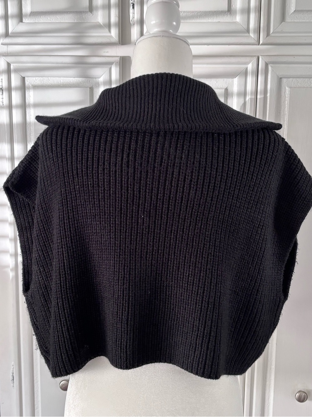 Zara Black Cropped Half-Zip Knit Sweater Vest | Size Small - Picture 6 of 12